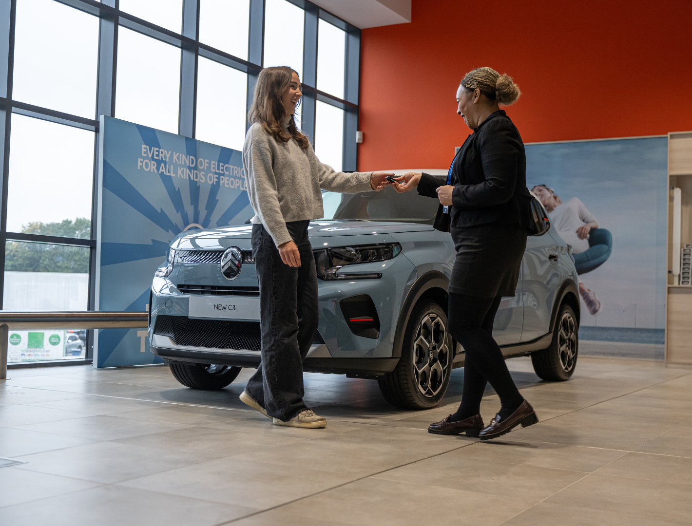 Citroën Finds That Almost Half Of Women Say Car Buying Is Tailored Towards Men, While Only 25% Feel Comfortable In Car Showrooms